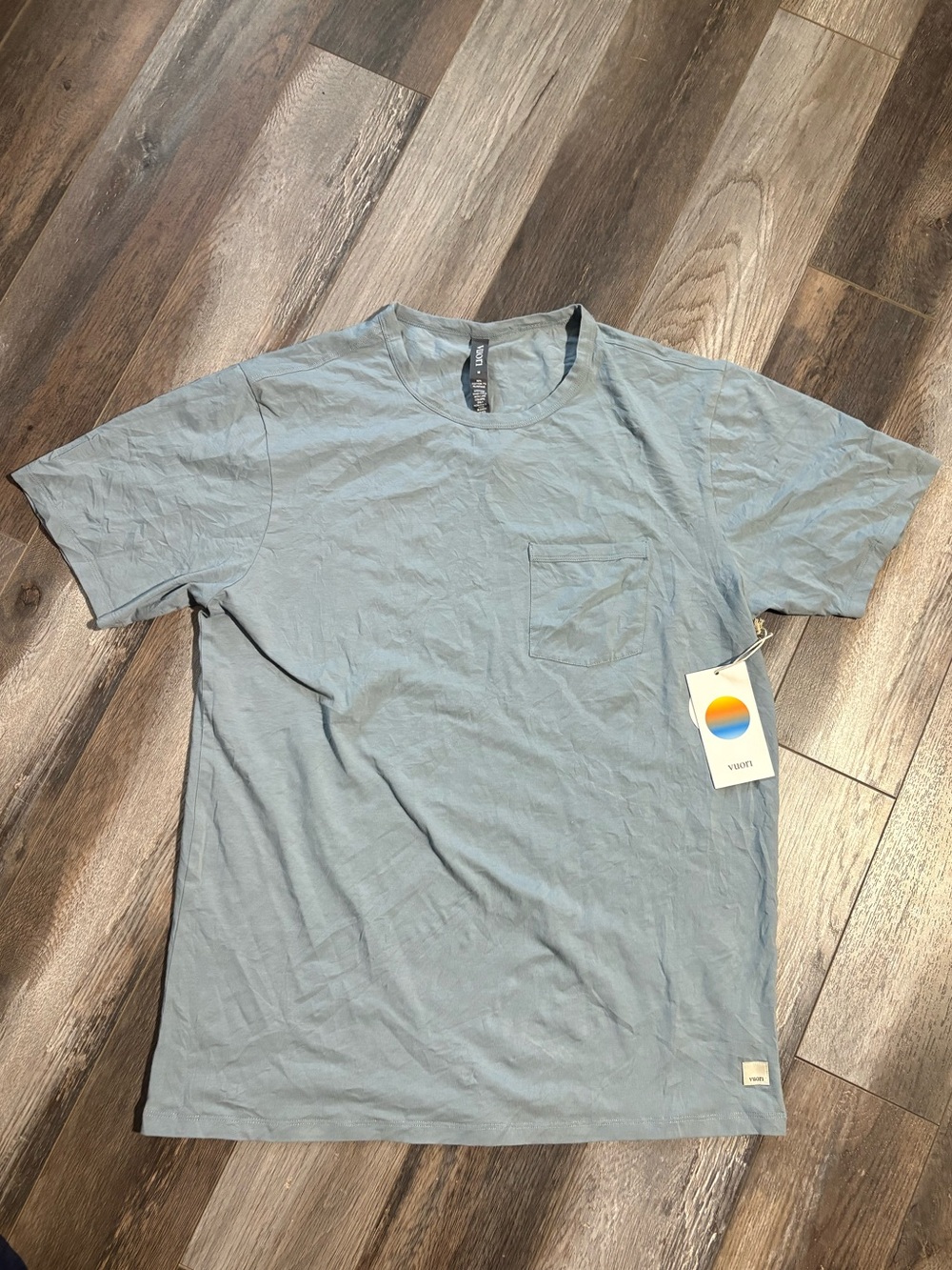 NWT VUORI Feather Pocket Tee - Men's M